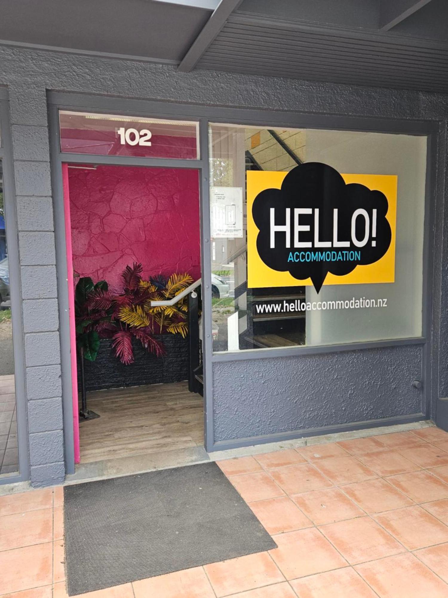 Hello! Tauranga